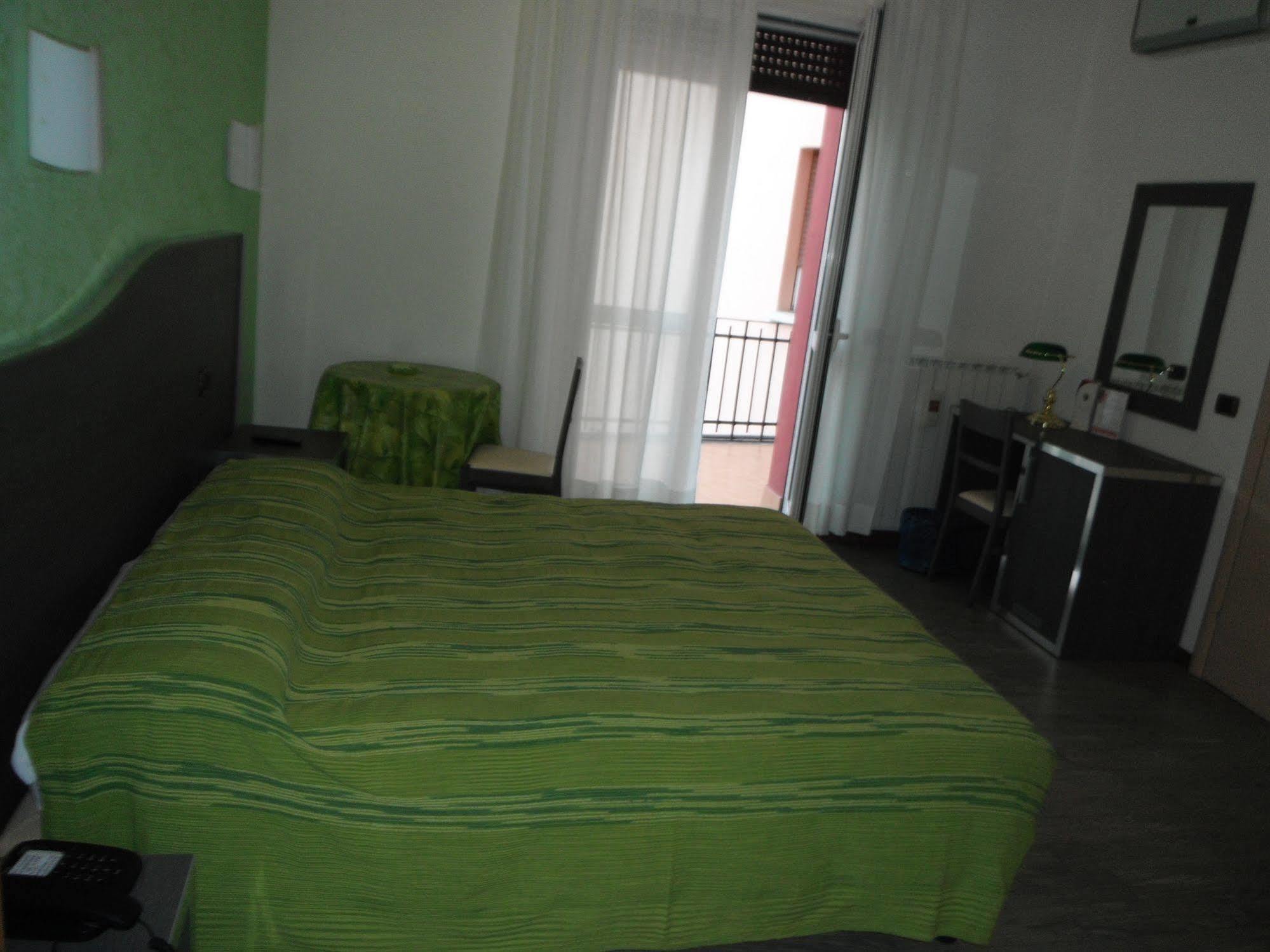 Hotel Renato เซสโต ซานโจวันนี ภายนอก รูปภาพ